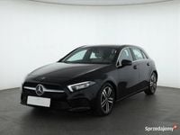 Używany Mercedes A180 136 KM (100 kW) 2020 Czarny Hatchback