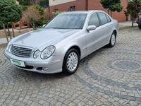 używany Mercedes E200 1.8dm 163KM 2003r. 208 794km