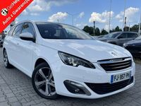 Używany Peugeot 308 120 KM (88 kW) 2017 Biały Sedan/Limuzyna