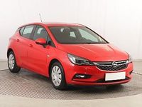Używany Opel Astra 110 KM (80 kW) 2019 Czerwony Hatchback