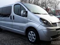 Używany Renault Trafic 2012 Srebrny metalik Minivan