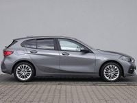 Używany BMW 118 Advantage 136 KM (100 kW) 2024 Szary skyscraper m metalizowany Hatchback