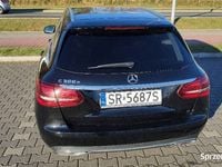 Używany Mercedes C300e 320 KM (235 kW) 2020 Czarny Kombi