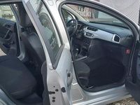 Używany Citroën C3 75 KM (55 kW) 2016 Srebrny (metalik, perła) Hatchback