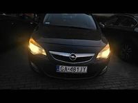 Używany Opel Astra 2010 Niebieski Sedan/Limuzyna