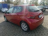 używany Peugeot 208 1.2dm 82KM 2017r. 55 150km