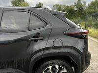 używany Toyota Yaris Hybrid Cross super ekonomiczna