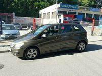 używany Mercedes B200 2dm 140KM 2009r. 213 600km