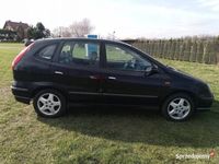 używany Nissan Almera Tino 200000 LPG hak długie opłaty