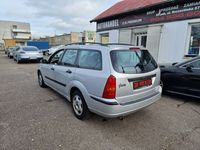 używany Ford Focus Focus 1.4 Benzyna 60 KM, Alufelgi, Klimatyzacja, Lak...1.4 Benzyna 60 KM, Alufelgi, Klimatyzacja, Lak...