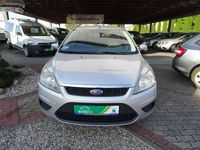 Używany Ford Focus 100 KM (73 kW) 2008 Srebrny Sedan/Limuzyna