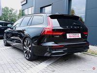 używany Volvo V60 2023r. FV23% * SalonPL * FullLED * PilotAssist * Orrefors * H&K…