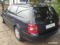 Używany VW Passat 2005 Granatowy Sedan/Limuzyna