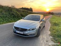 używany Volvo V60 w automacie, 2015r