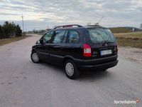 używany Opel Zafira a