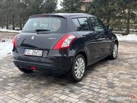 Używany Suzuki Swift 2011 Czarny Hatchback