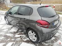 Używany Peugeot 208 2017 Szary Hatchback