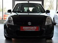 używany Suzuki Swift hatchback