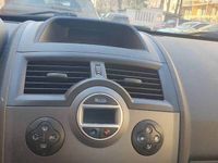 Używany Renault Mégane II 2005 Czarny Sedan/Limuzyna