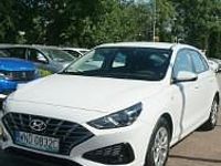 Używany Hyundai i30 120 KM (88 kW) 2022 Biały Hatchback