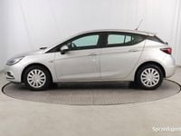 Używany Opel Astra 2018 Srebrny Hatchback