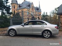 używany Mercedes 200 W 204 C klasaCDI sedan