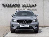 Używany Volvo XC40 197 KM (144 kW) 2024 Szary (metalik) SUV