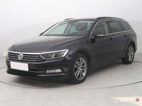 Używany VW Passat 180 KM (132 kW) 2017 Czarny Kombi