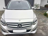 używany Mercedes A180 1.6 benzyna Automat