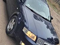 Używany Audi A4 130 KM (95 kW) 2002 Granatowy Kombi