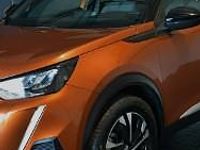 używany Peugeot 2008 1.2dm 130KM 2023r. 21 000km