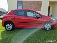 używany Peugeot 207 1,4 benzyna 5 drzwiowy/klima z Niemiec