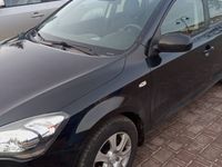 Używany Kia Ceed 109 KM (80 kW) 2009 Czarny Hatchback