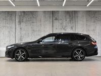 Używany BMW 520 Shadowline 197 KM (144 kW) 2025 Szary sophisto z brylantowym połyskiem metalizowany Kombi