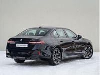 Używany BMW 520 Comfort Edition 197 KM (144 kW) 2025 Czarny carbon m metalizowany Sedan/Limuzyna