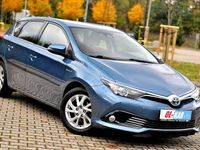 używany Toyota Auris Hybrid 1.8dm 99KM 2018r. 103 000km