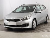 Używany Kia Ceed 90 KM (66 kW) 2017 Srebrny Hatchback