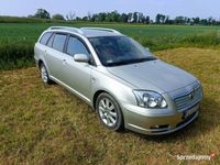 używany Toyota Avensis 