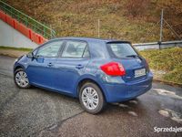 używany Toyota Auris 2.0 D-4D Luna