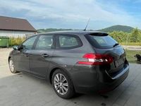 Używany Peugeot 308 2019 Srebrny Kombi