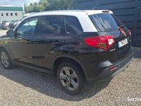 Używany Suzuki Vitara 120 KM (88 kW) 2015 Czarny SUV