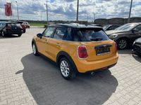 używany Mini Cooper 1.5dm 115KM 2017r. 67 600km