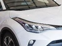 Używany Toyota C-HR Style 122 KM (89 kW) 2023 Biały SUV