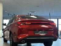 Nowe JAC J7 2025 Czerwony Sedan/Limuzyna