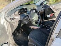 używany Peugeot 2008 1.2 benzyna 82KM