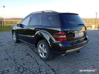używany Mercedes ML320 CDI 4 MATIC 224KM SKÓRA CLIMATRONIC PARKTRONIC CZARNA PERŁA