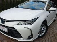 Używany Toyota Corolla 122 KM (89 kW) 2021 Biały Sedan/Limuzyna