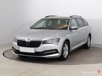 Używany Skoda Superb 2021 Srebrny Kombi