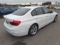 używany BMW 330 2018, 2.0L, 4x4, od ubezpieczalni