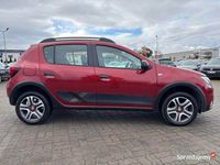 Używany Dacia Sandero Stepway 90 KM (66 kW) 2019 Bordowy SUV